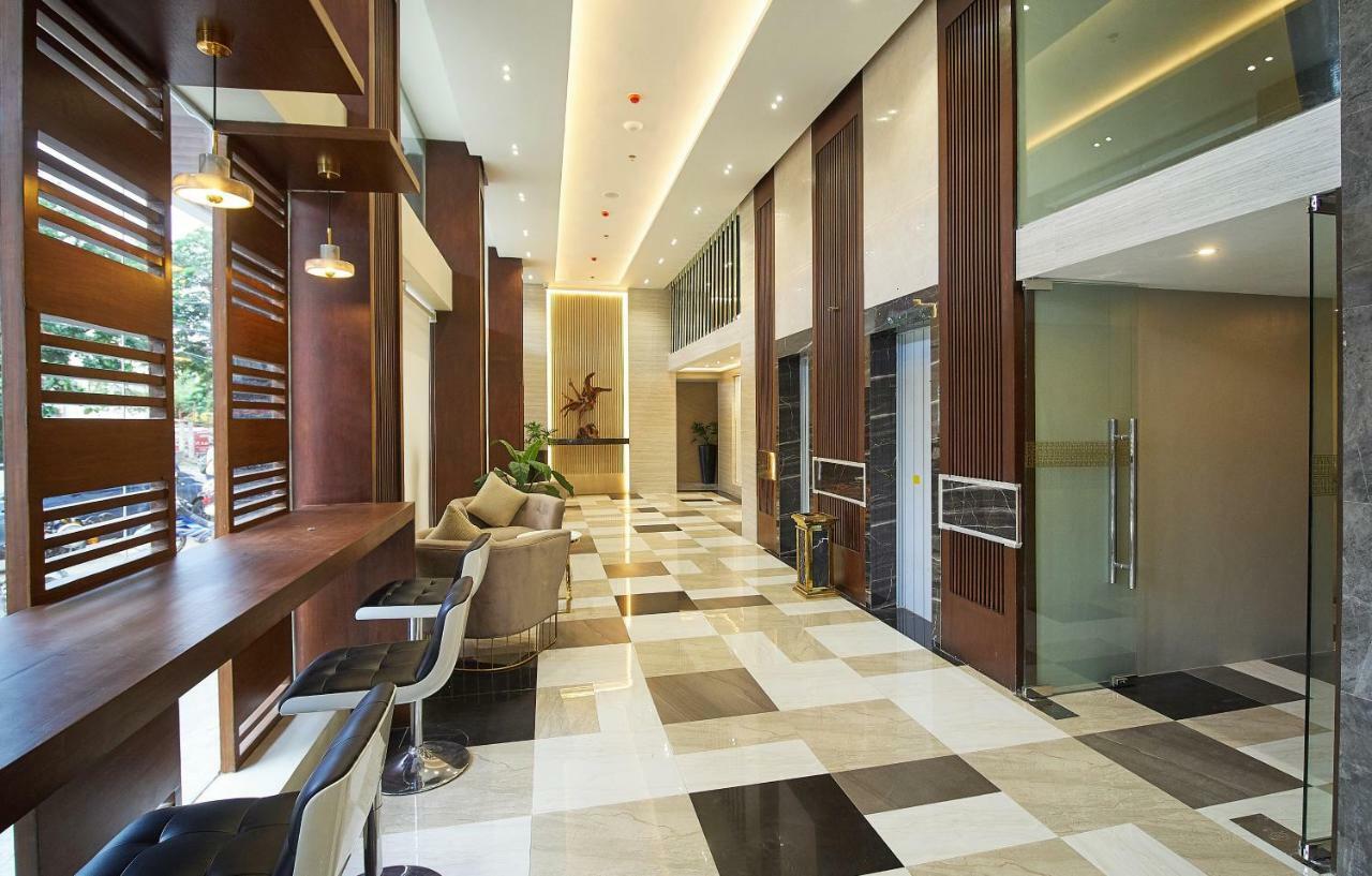 J7 Plaza Hotel Iloilo City Ngoại thất bức ảnh